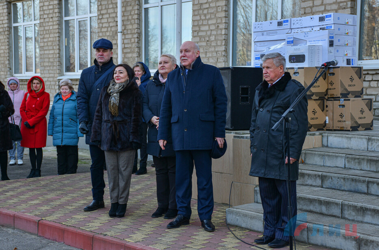 Делегация Союзного государства приехала в ЛНР по поручению Лукашенко и Путина