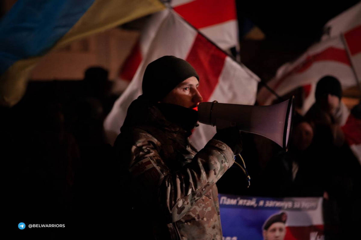 В Киеве прошел Марш памяти погибших за Украину беларусов