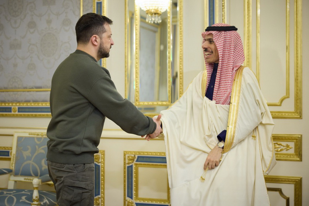 Глава МИД Саудовской Аравии приехал в Киев