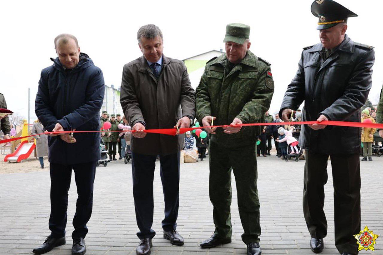 В Лунинце открыли арендный дом для военнослужащих