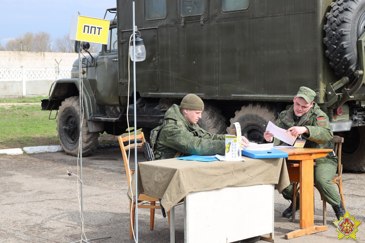 К проверке боеготовности привлекли гражданскую технику