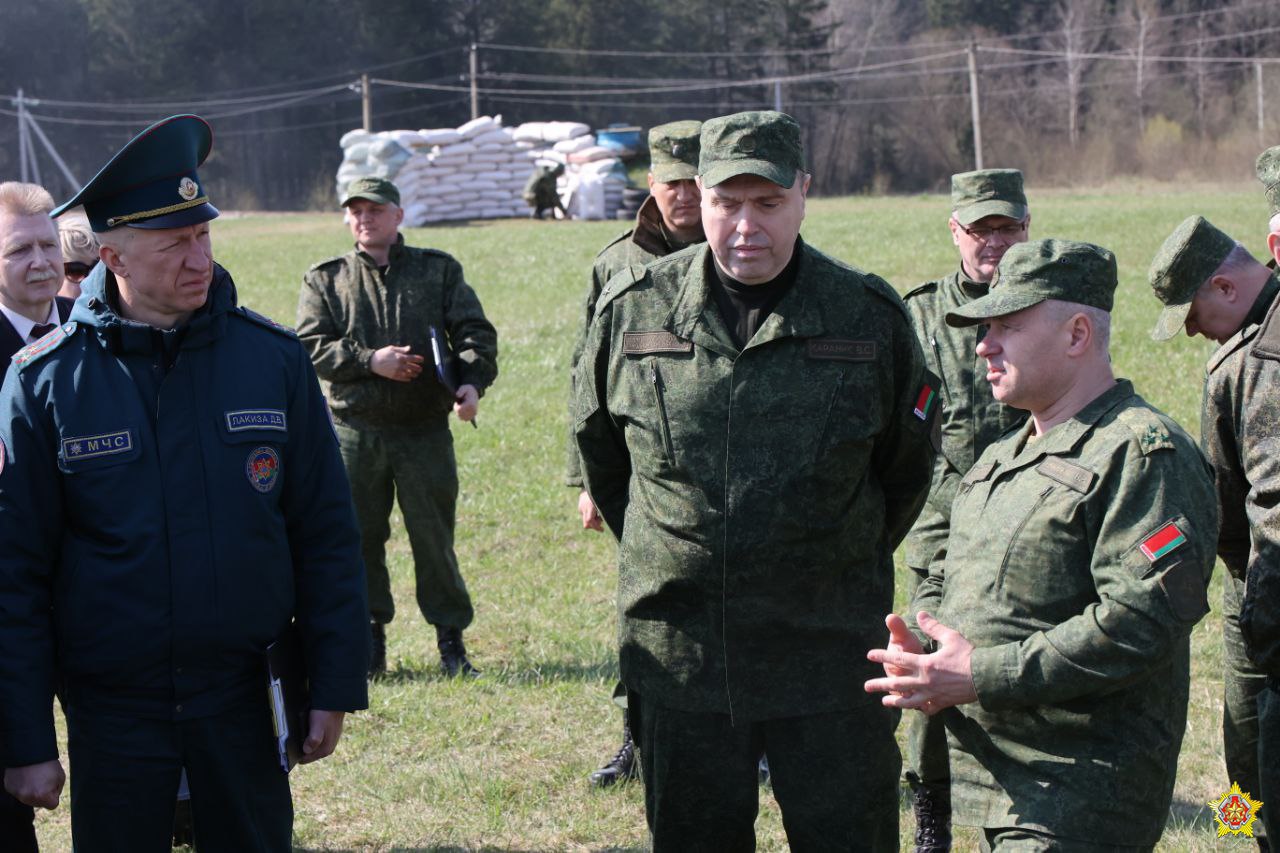 На учения теробороны в Новогрудском районе позвали председателей райисполкомов