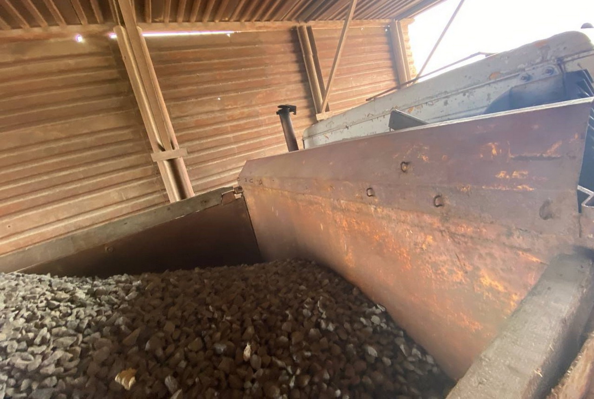 Работника предприятия в Осиповичском районе задержали за кражу около 35 тонн щебня