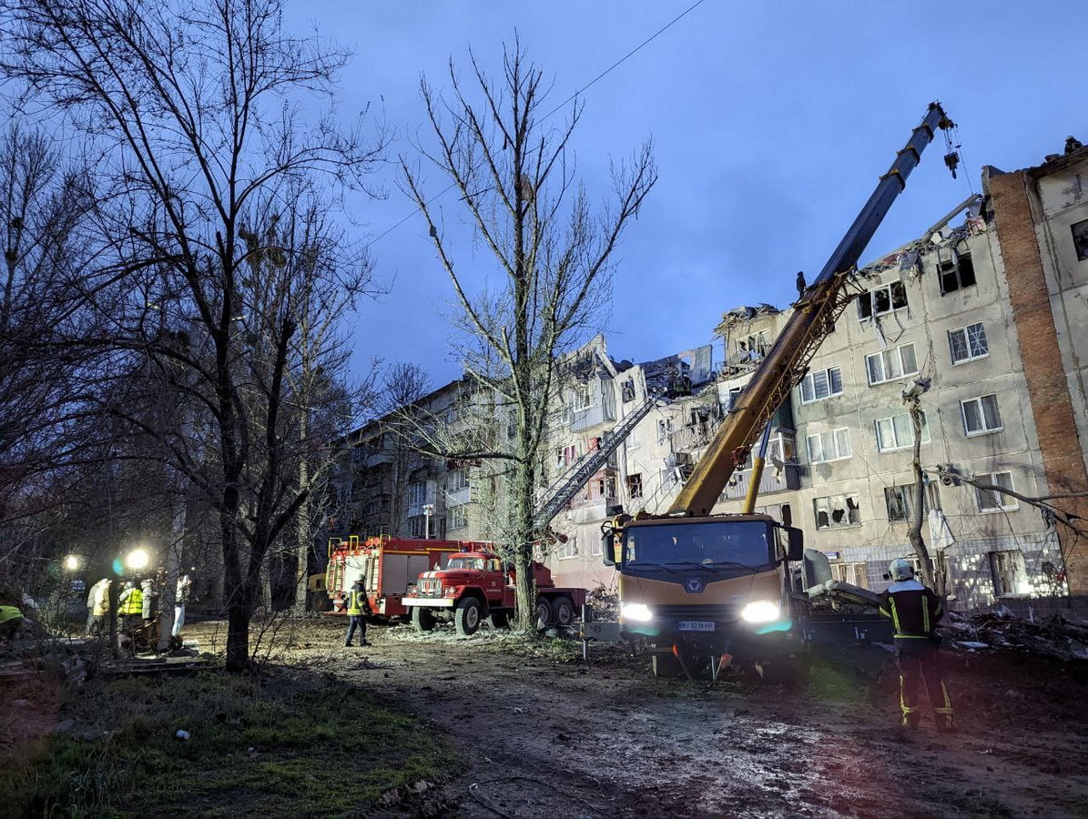 При обстреле Славянска погибли 11 человек