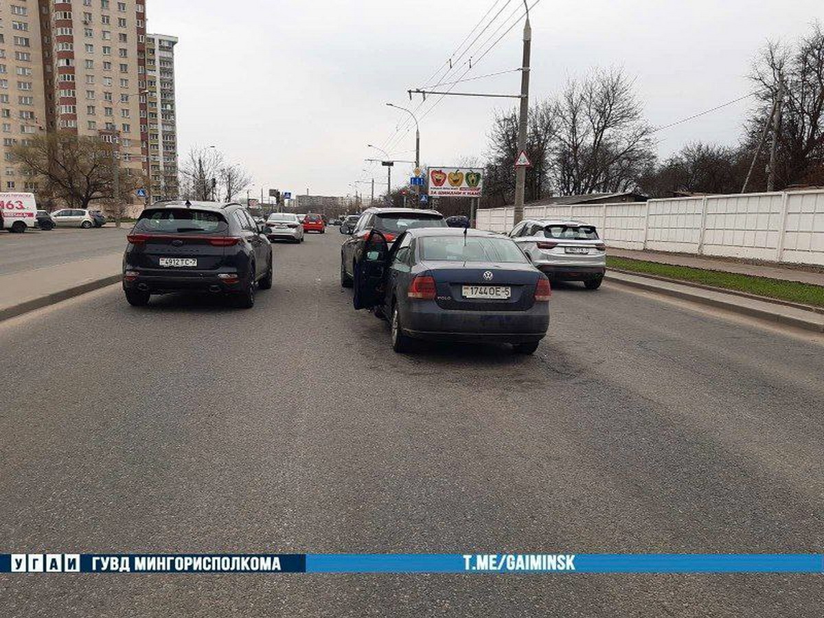 В Минске столкнулись три авто