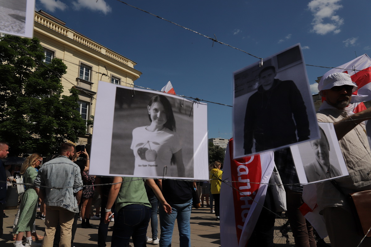 В Варшаве проходит День солидарности с политзаключенными Беларуси - фото