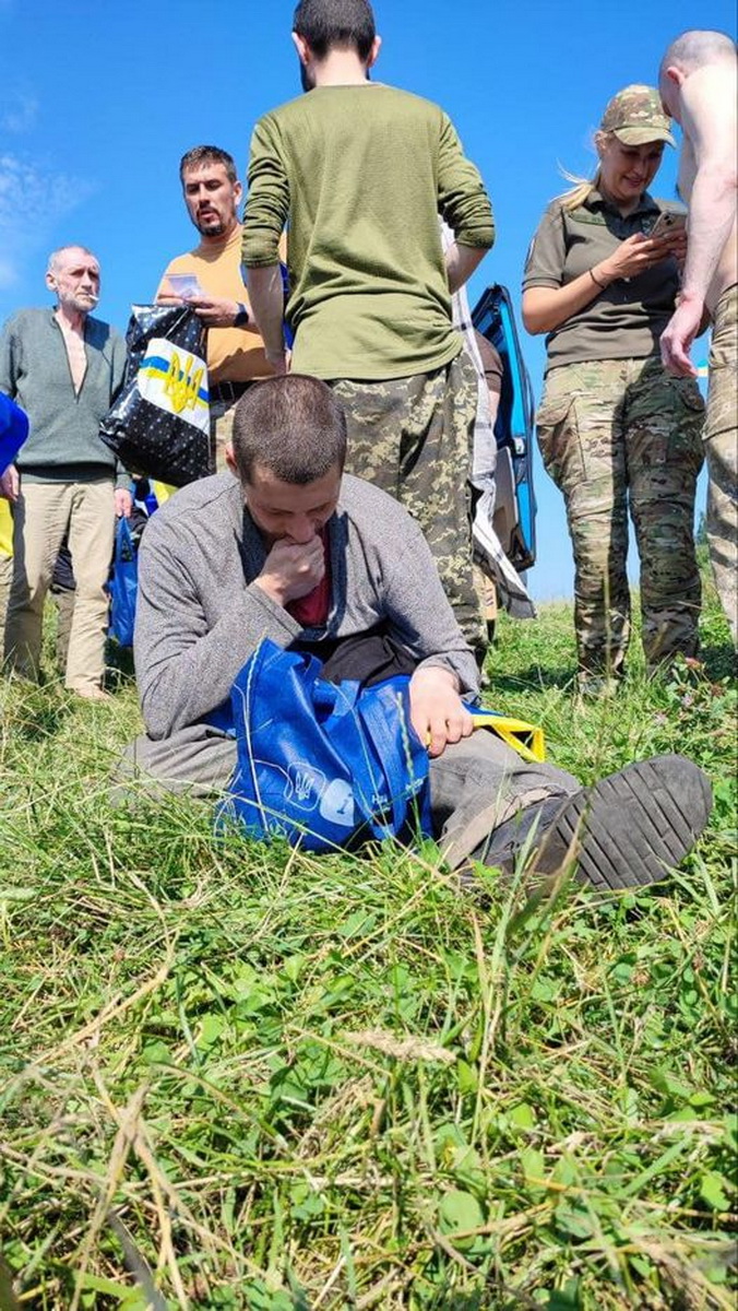 Во время обмена пленными в Украину вернулись двое детей