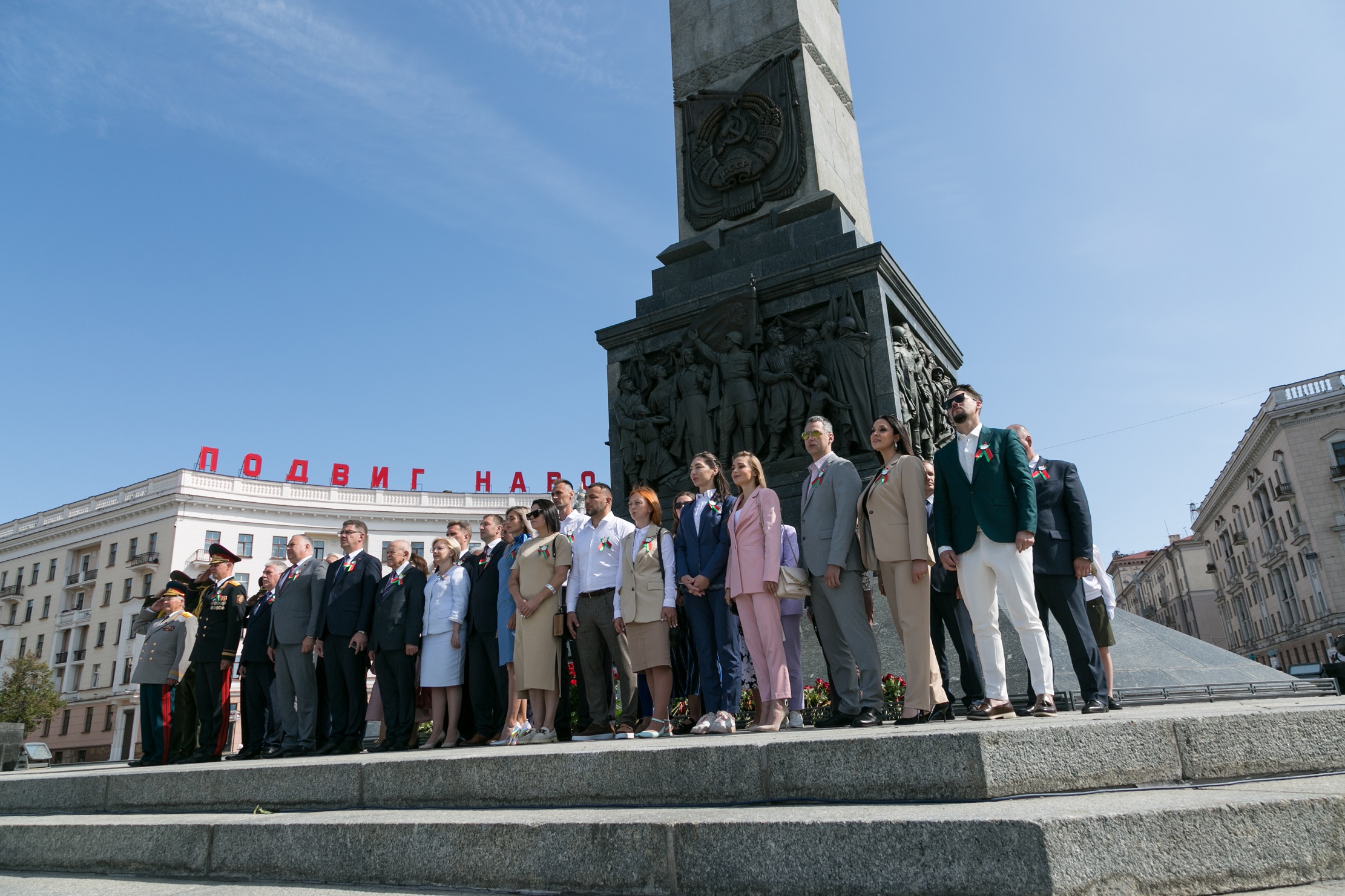 Площадь Победы на 3 июля и пустой город: церемониал вблизи - фоторепортаж Reform.by