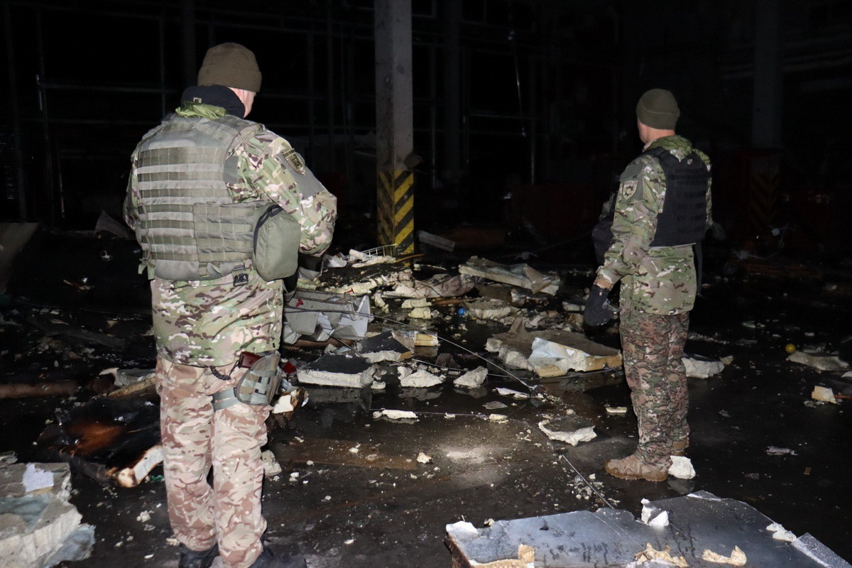 В результате атаки по "Новой почте" в Харьковской области погибли 6 человек