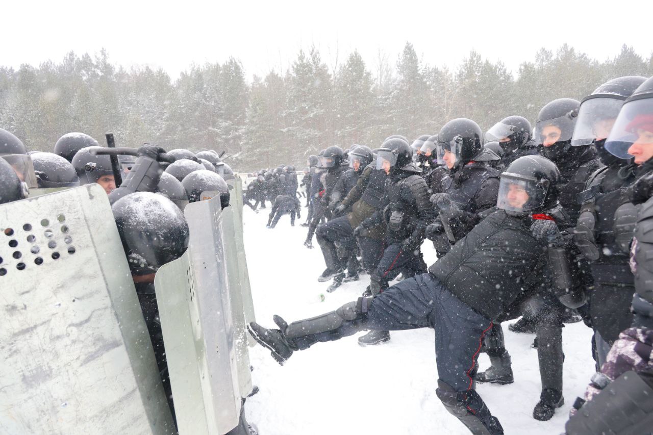 Минская милиция накануне избирательной кампании училась разгонять митинги