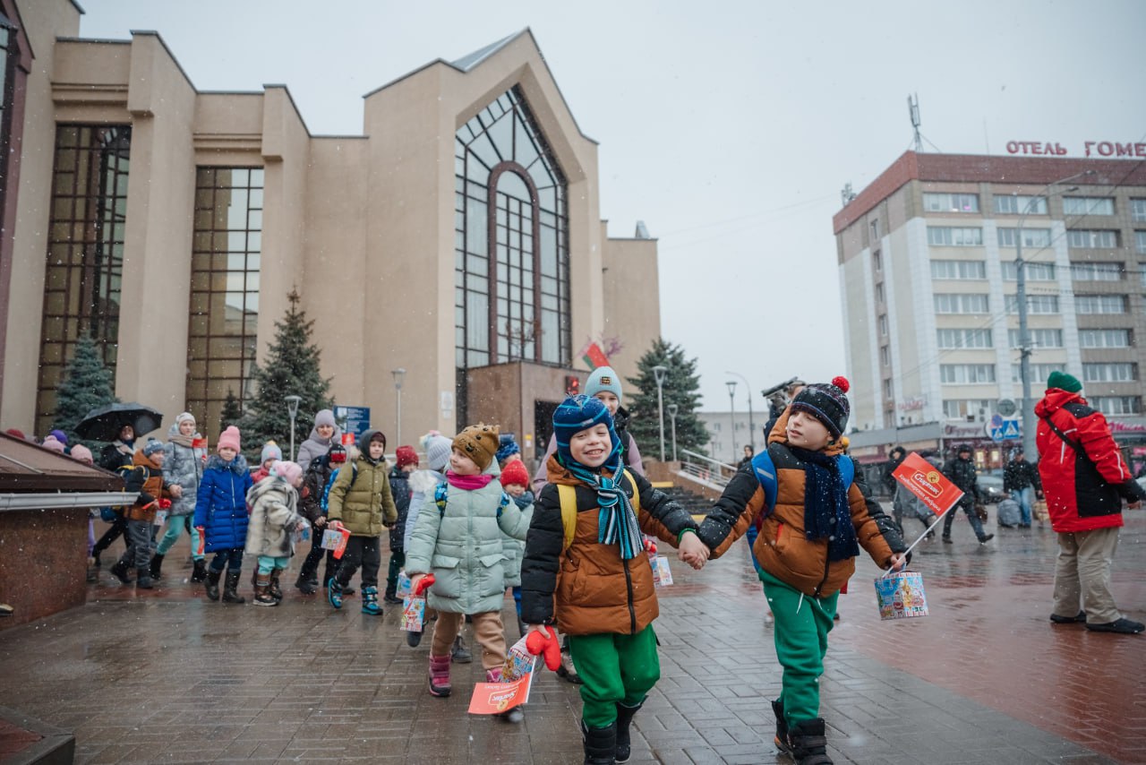 35 украинских детей привезли в Беларусь