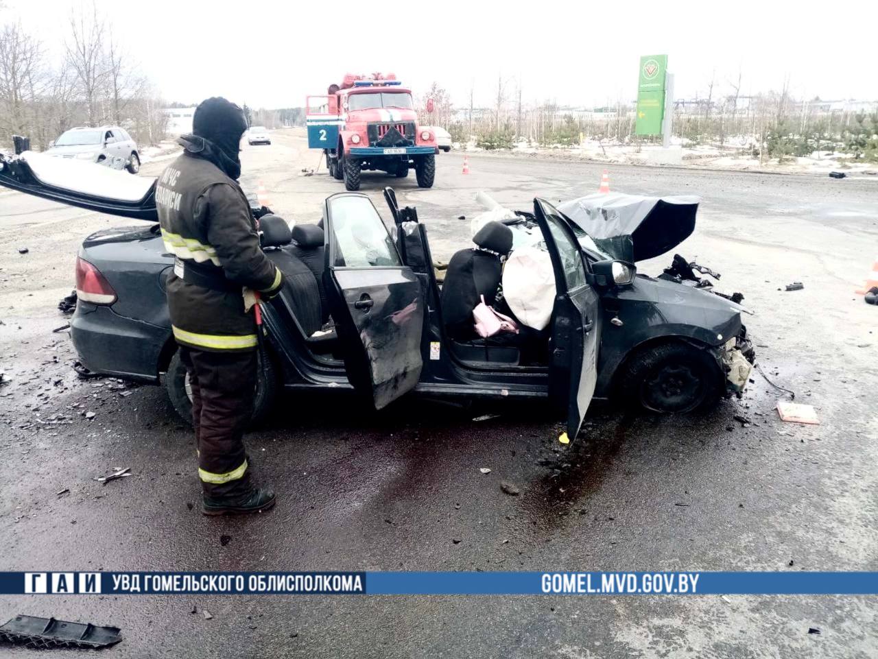 Один человек погиб в ДТП с микроавтобусом в Речицком районе