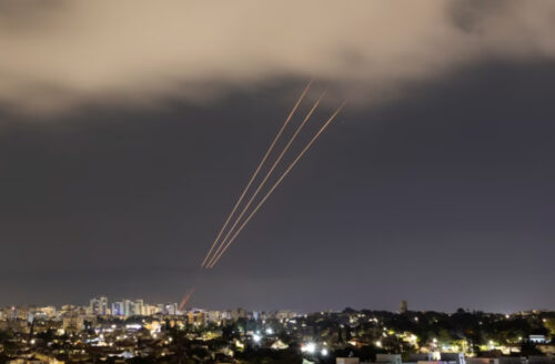 Израильские средства ПРО уничтожают воздушные цели над городом Ашкелон