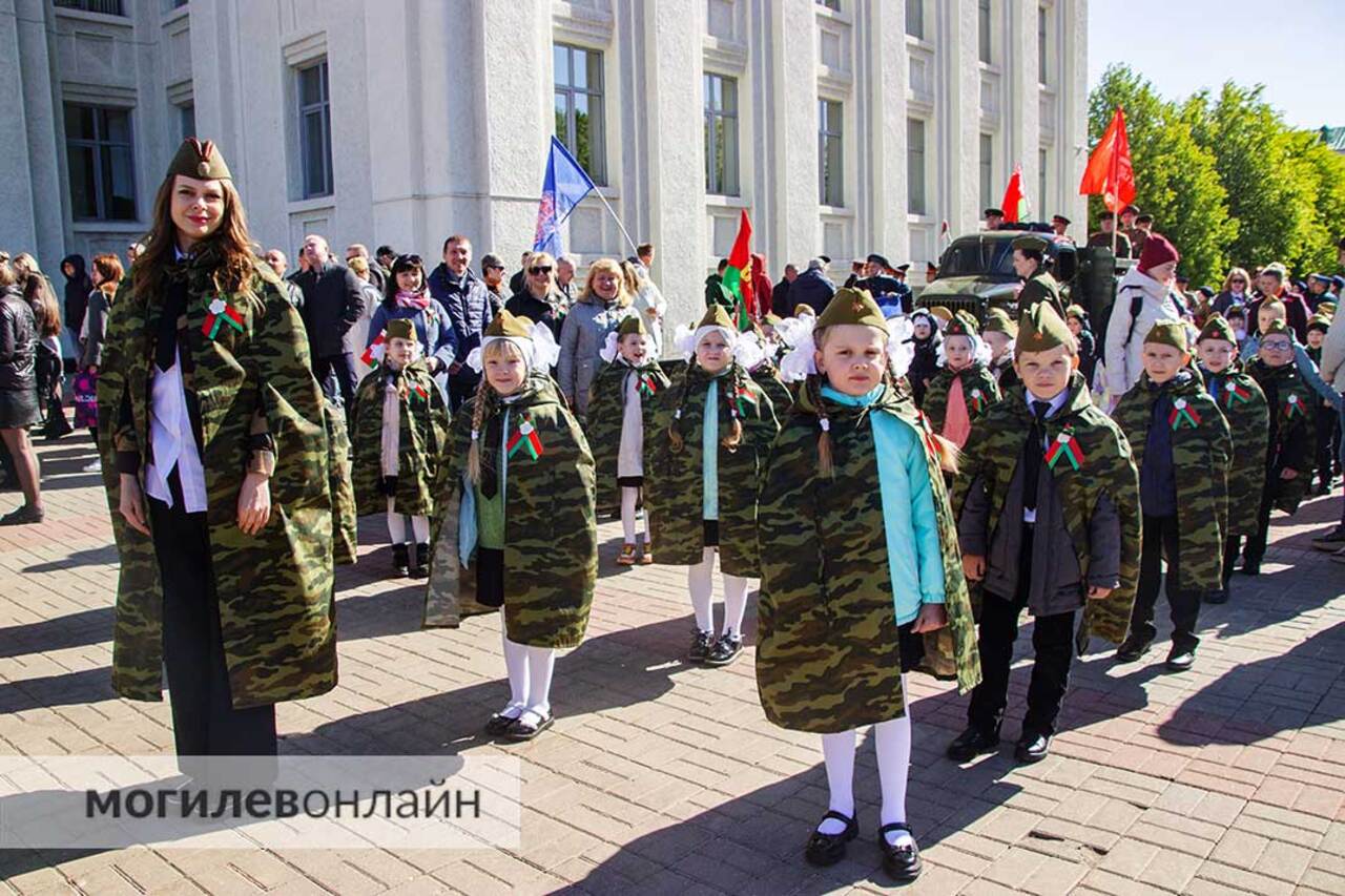 Военный парад детсадовцев провели в Могилеве