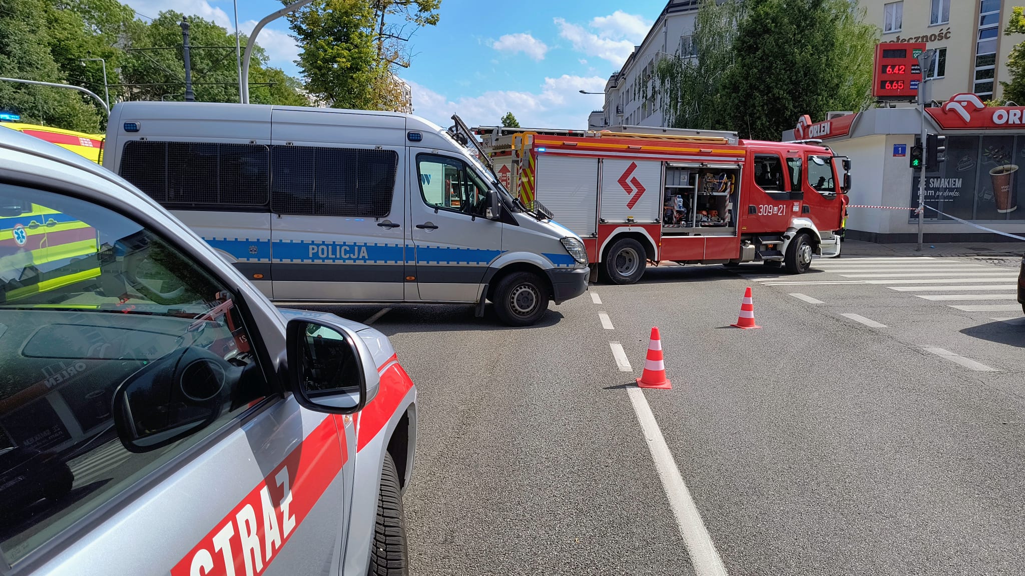 Шесть человек травмированы в ДТП в Варшаве с участием водителя-беларуса