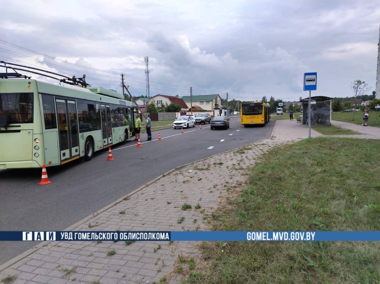 Девочка попала под троллейбус в Гомеле. Она в реанимации