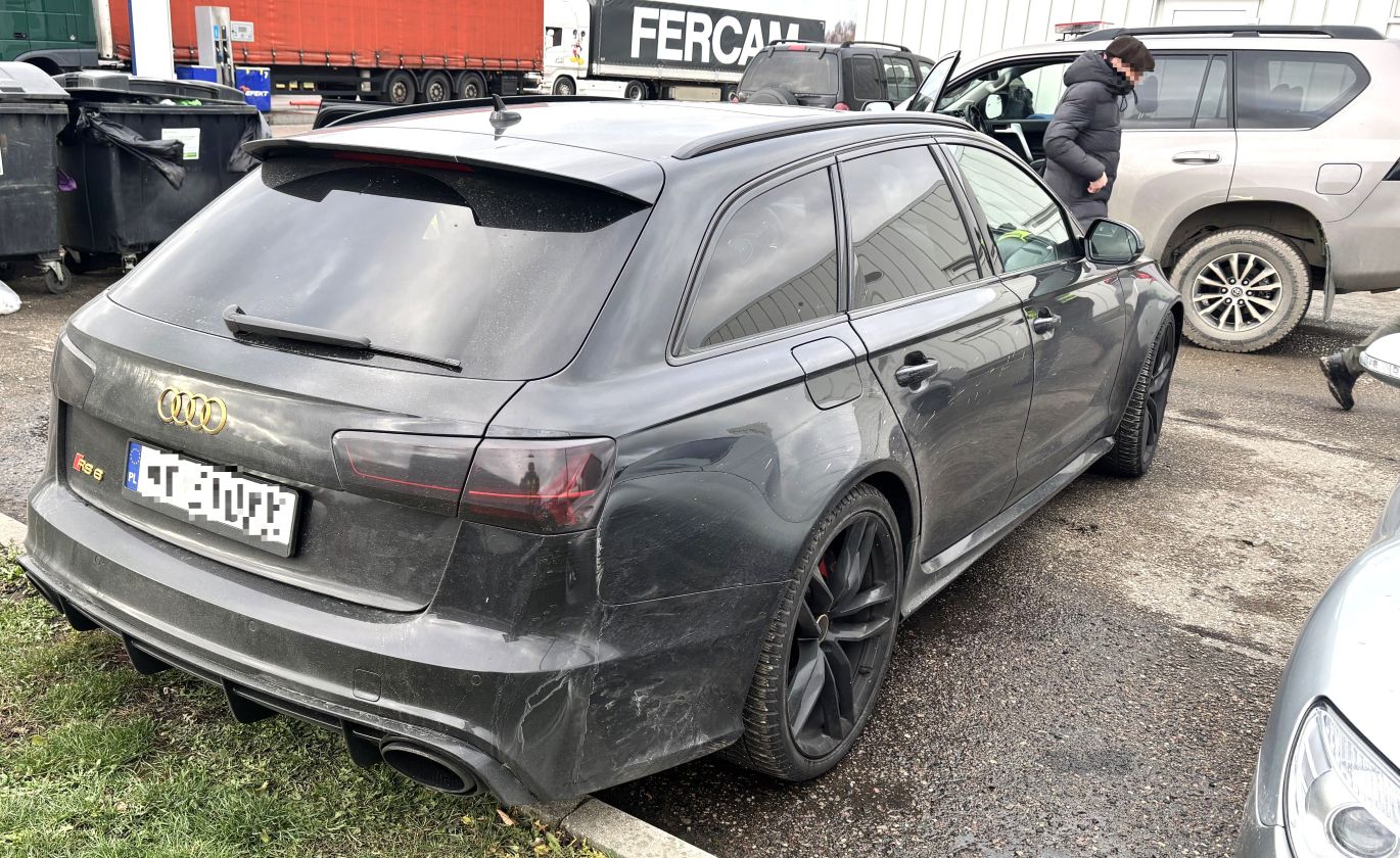 Литовские пограничники задержали беларуса с польским ВНЖ на угнанном Audi